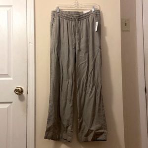 Old Navy Canvas pant NWT